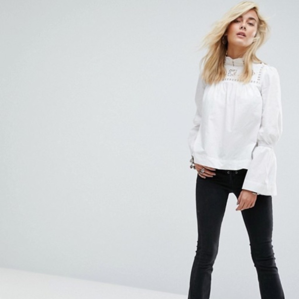 🌸Free People High Neck Eternity Top🌸